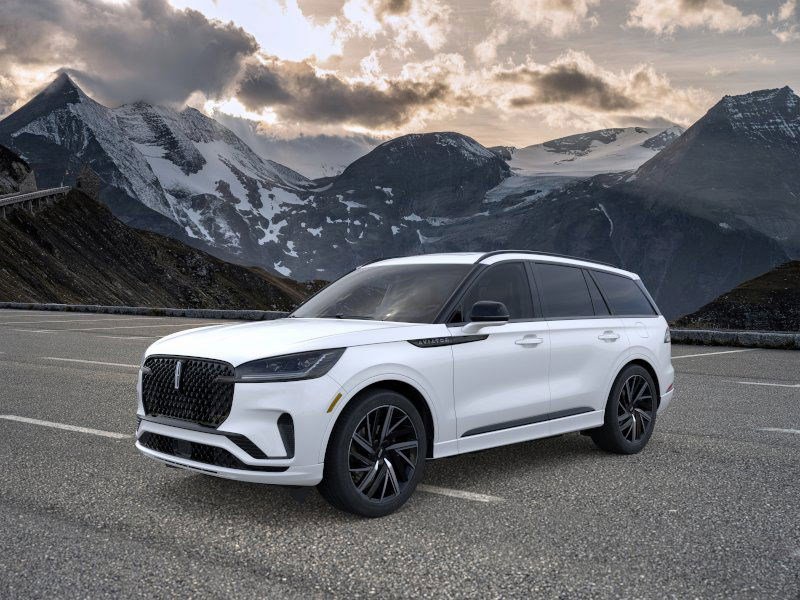 2026 Lincoln Aviator Black Label's photo