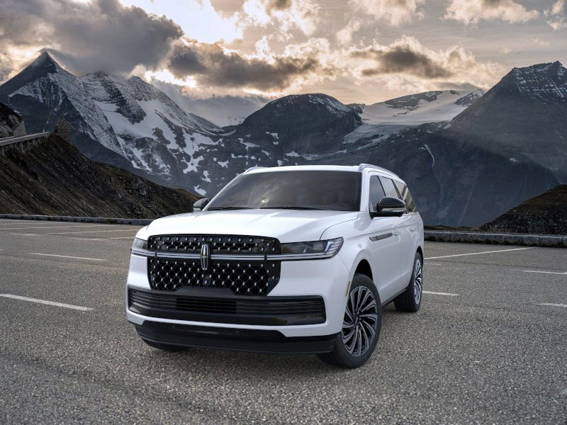 2025 Lincoln Navigator Black Label photo 2