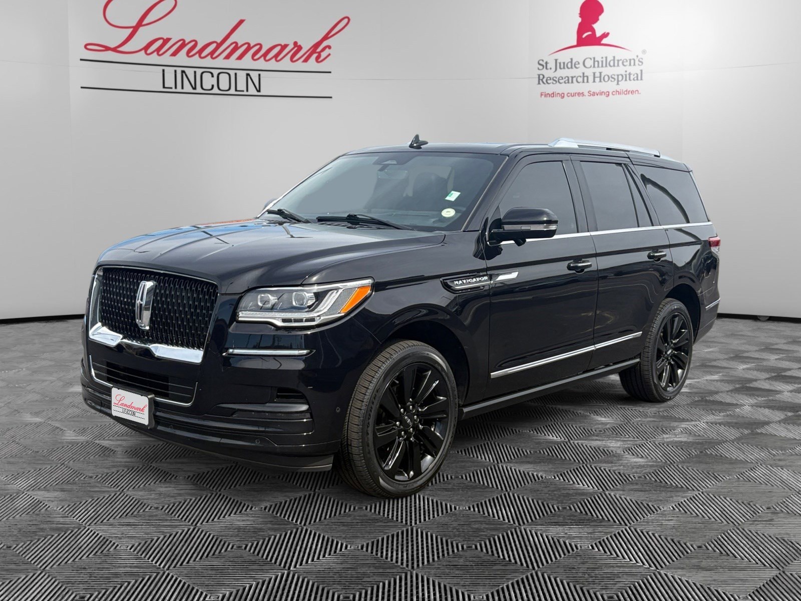 2023 Lincoln Navigator Reserve 4WD's photo