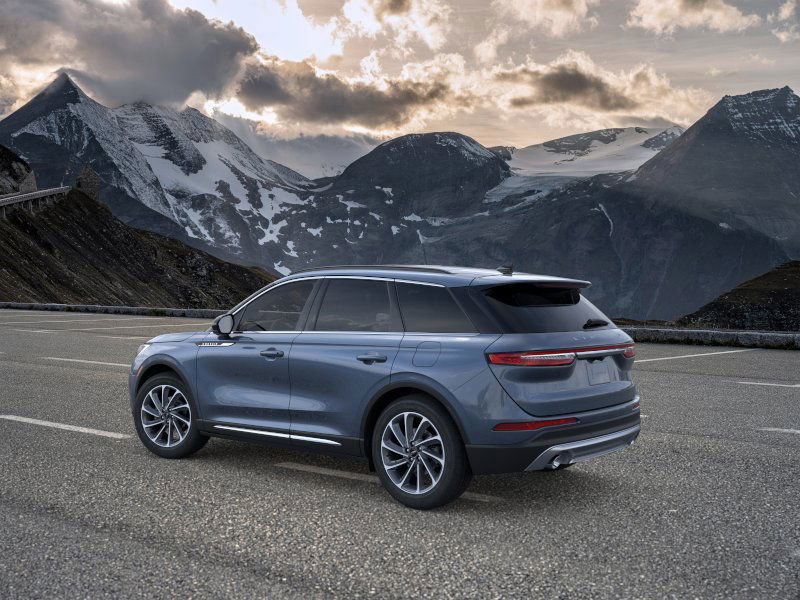 2026 Lincoln Corsair Premiere photo 4