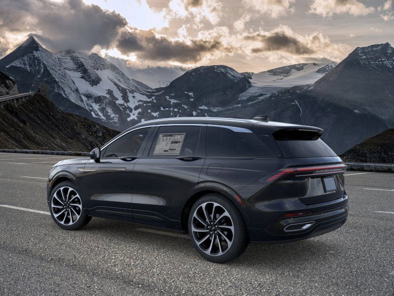 2026 Lincoln Nautilus Black Label photo 4