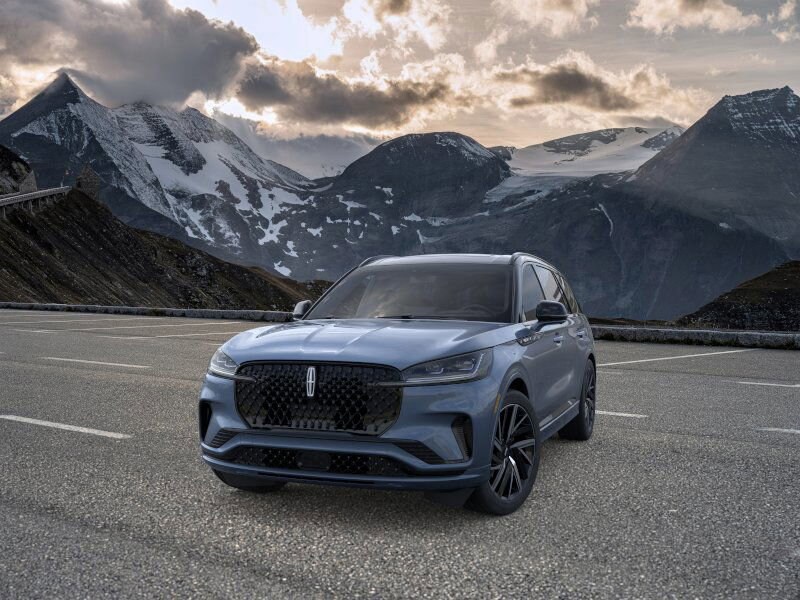 2025 Lincoln Aviator Black Label photo 2