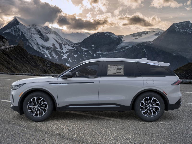 2026 Lincoln Nautilus Premiere photo 3