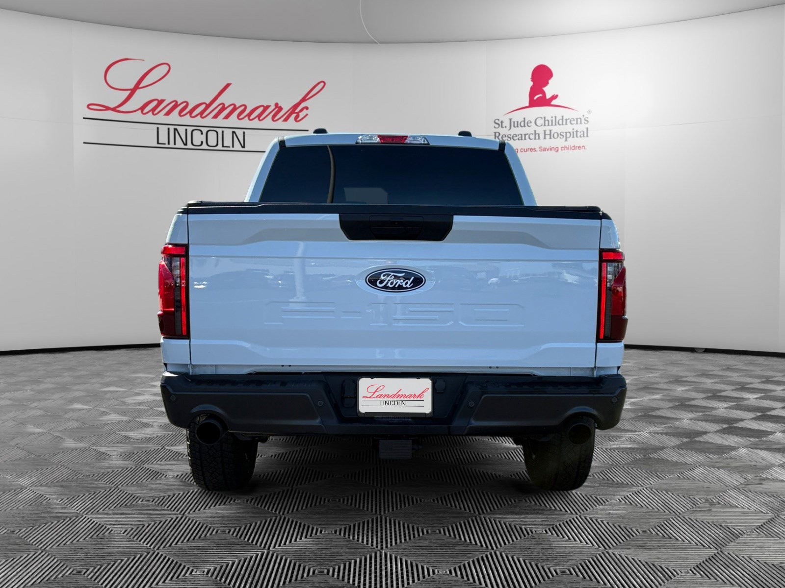 2024 Ford F-150 STX photo 4