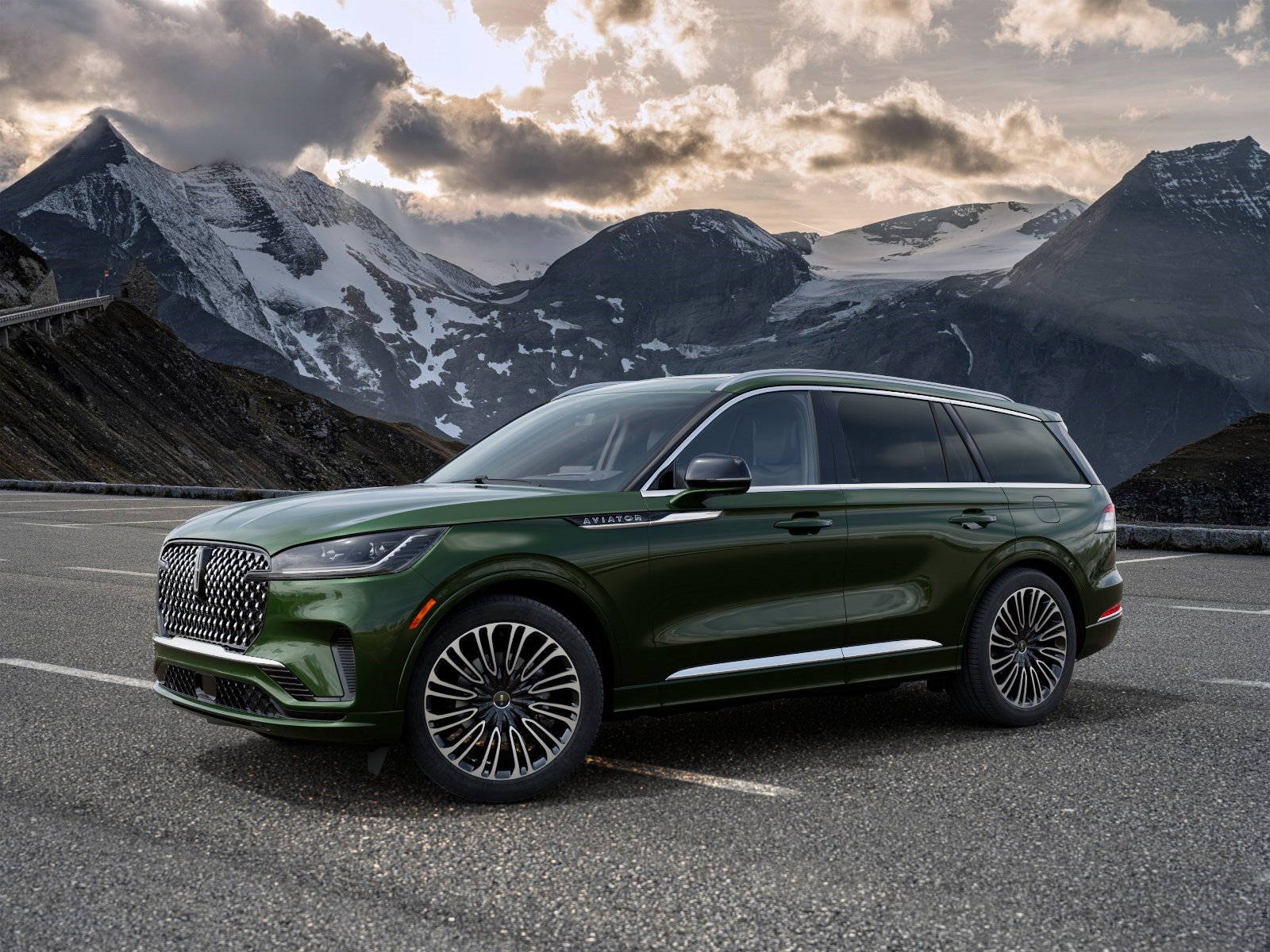 2027 Lincoln Aviator