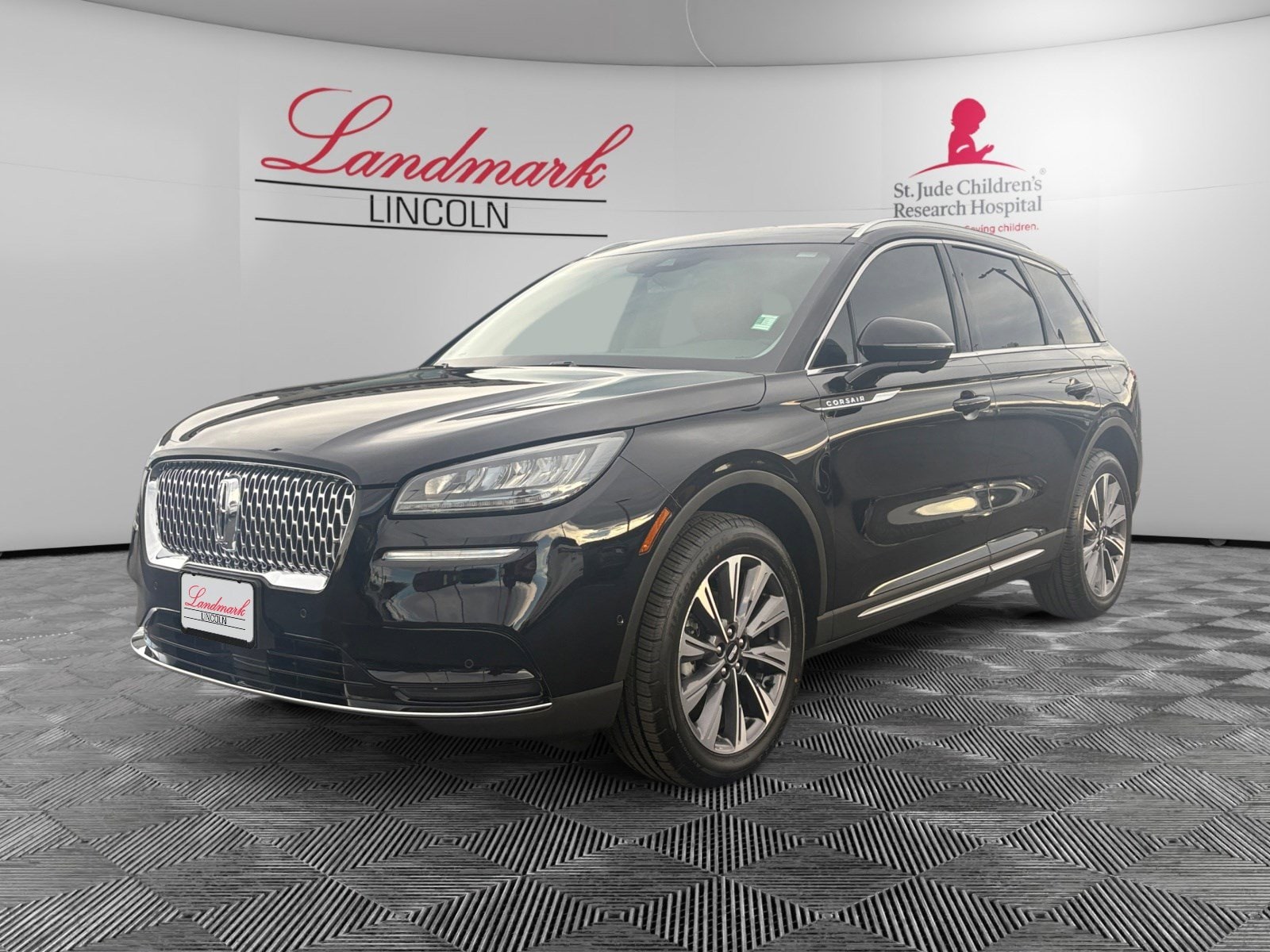 2022 Lincoln Corsair Reserve's photo