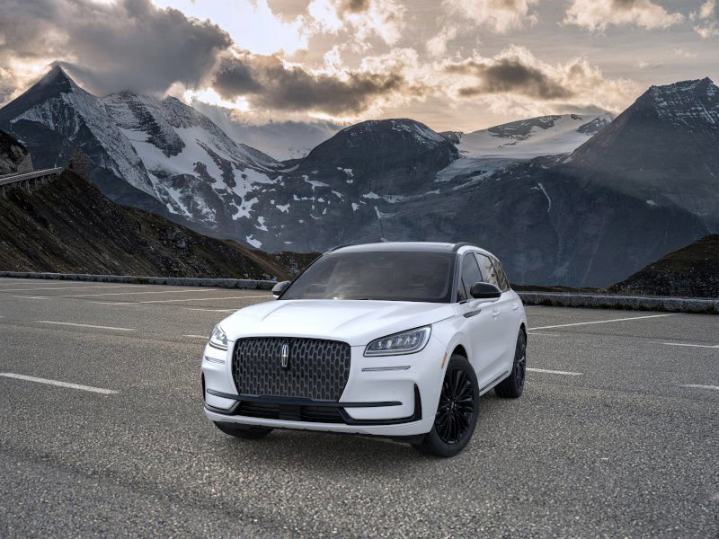 2026 Lincoln Corsair Premiere photo 2