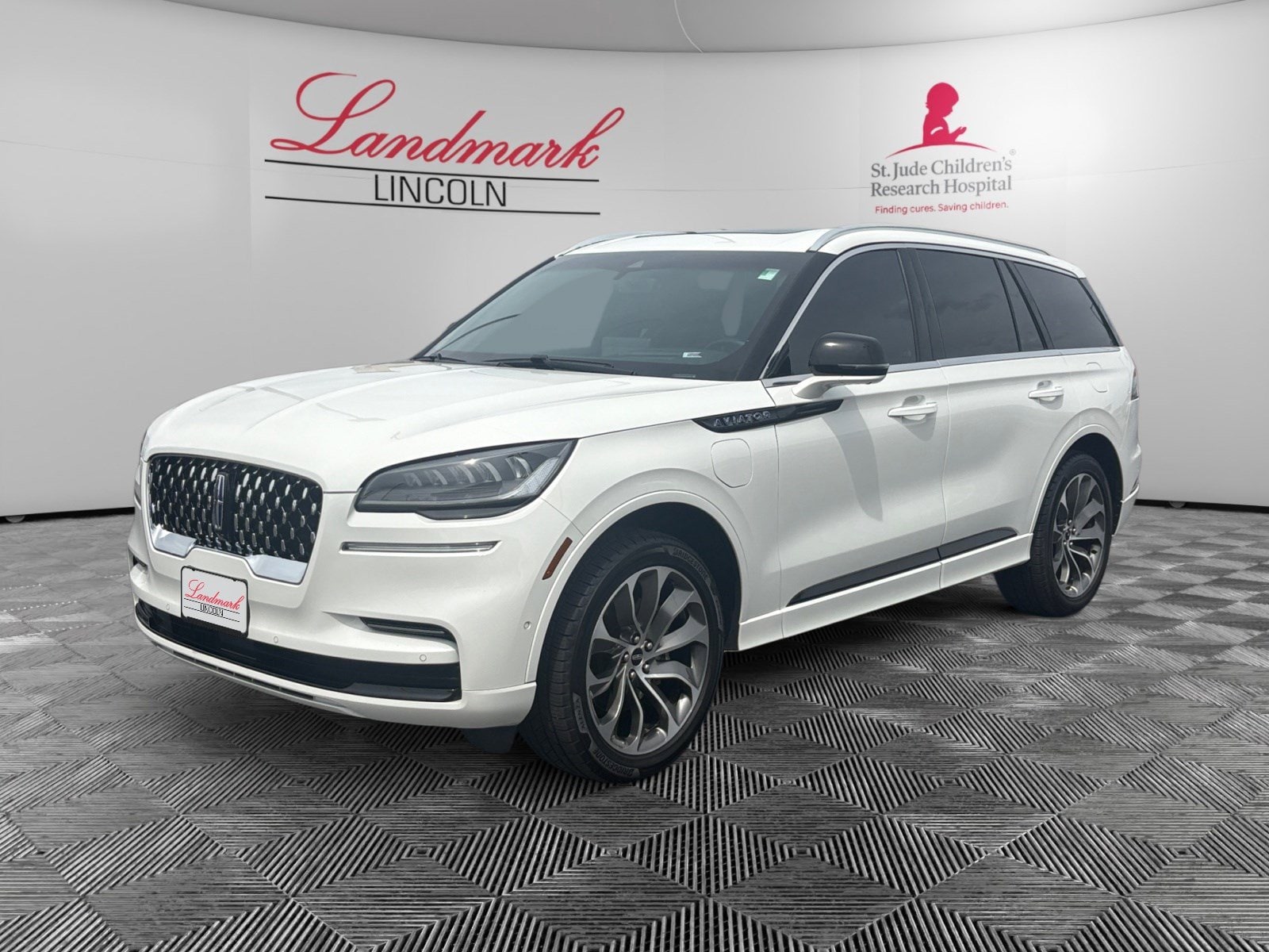 2023 Lincoln Aviator Grand Touring AWD's photo