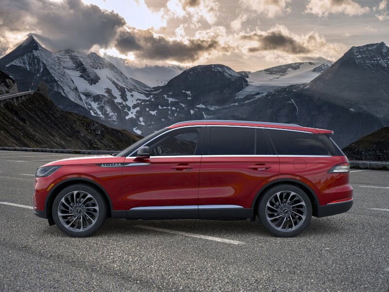 2025 Lincoln Aviator Reserve photo 3