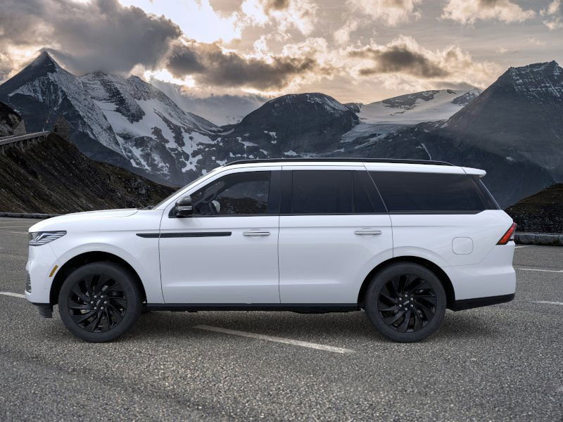 2025 Lincoln Navigator Reserve photo 2