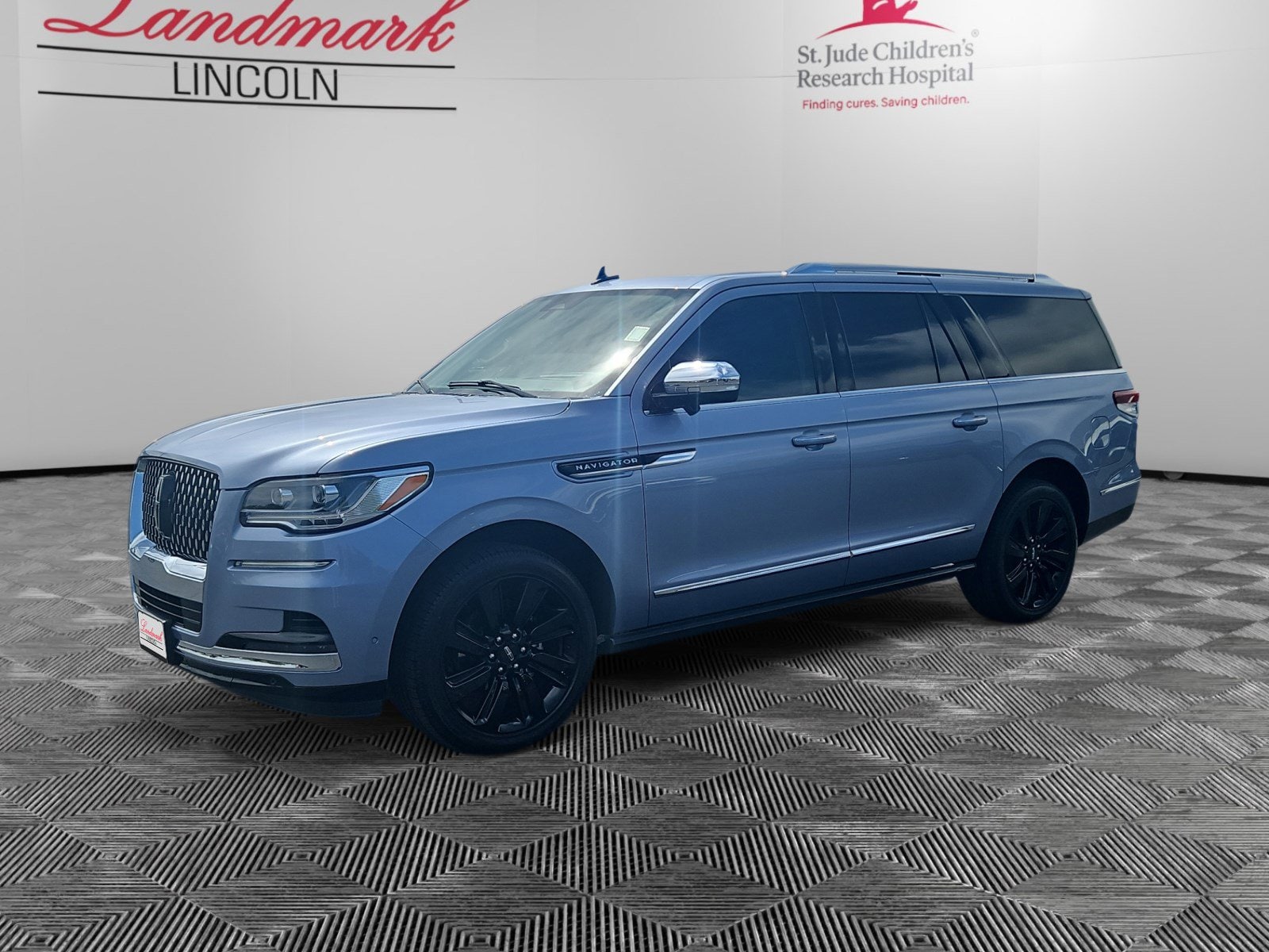 2023 Lincoln Navigator L Black Label