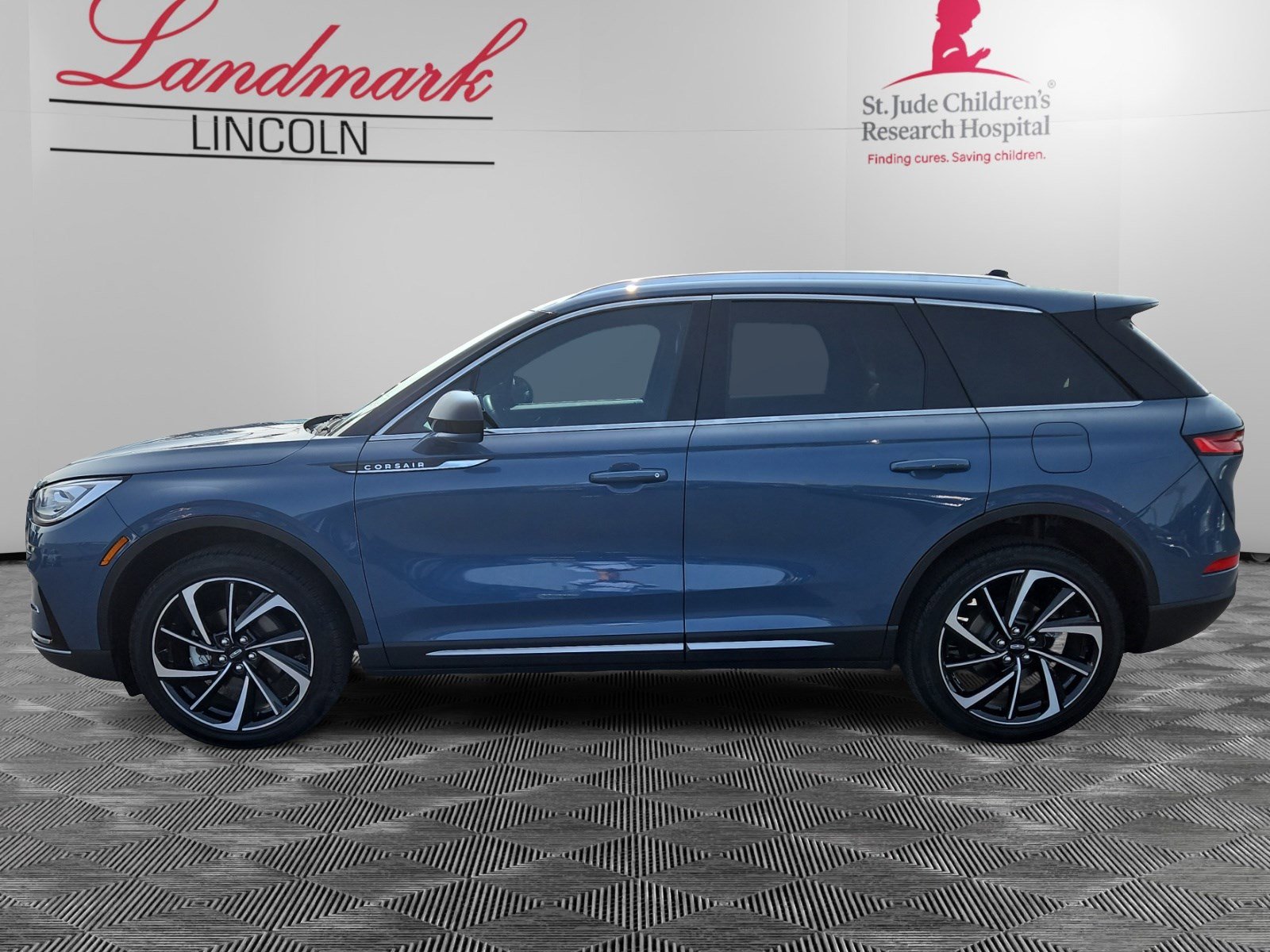 Certified 2023 Lincoln Corsair Reserve with VIN 5LMCJ2DA2PUL15693 for sale in Englewood, CO