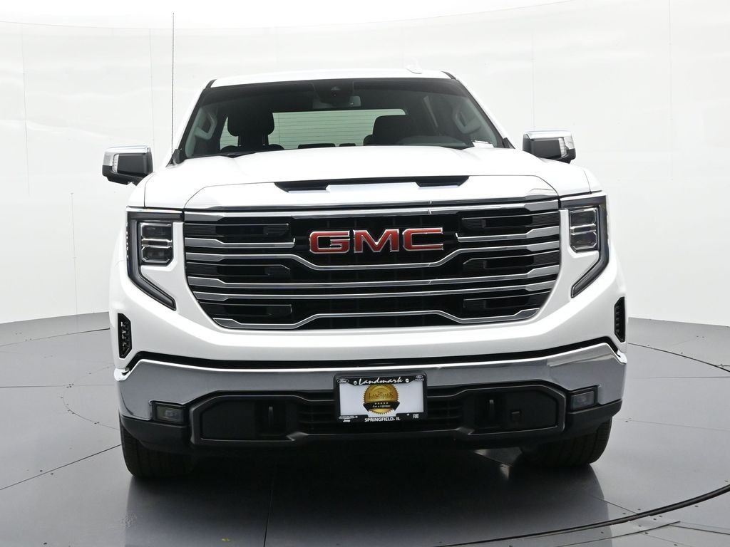 Used 2025 GMC Sierra 1500 SLT Crew Cab Short Bed Truck