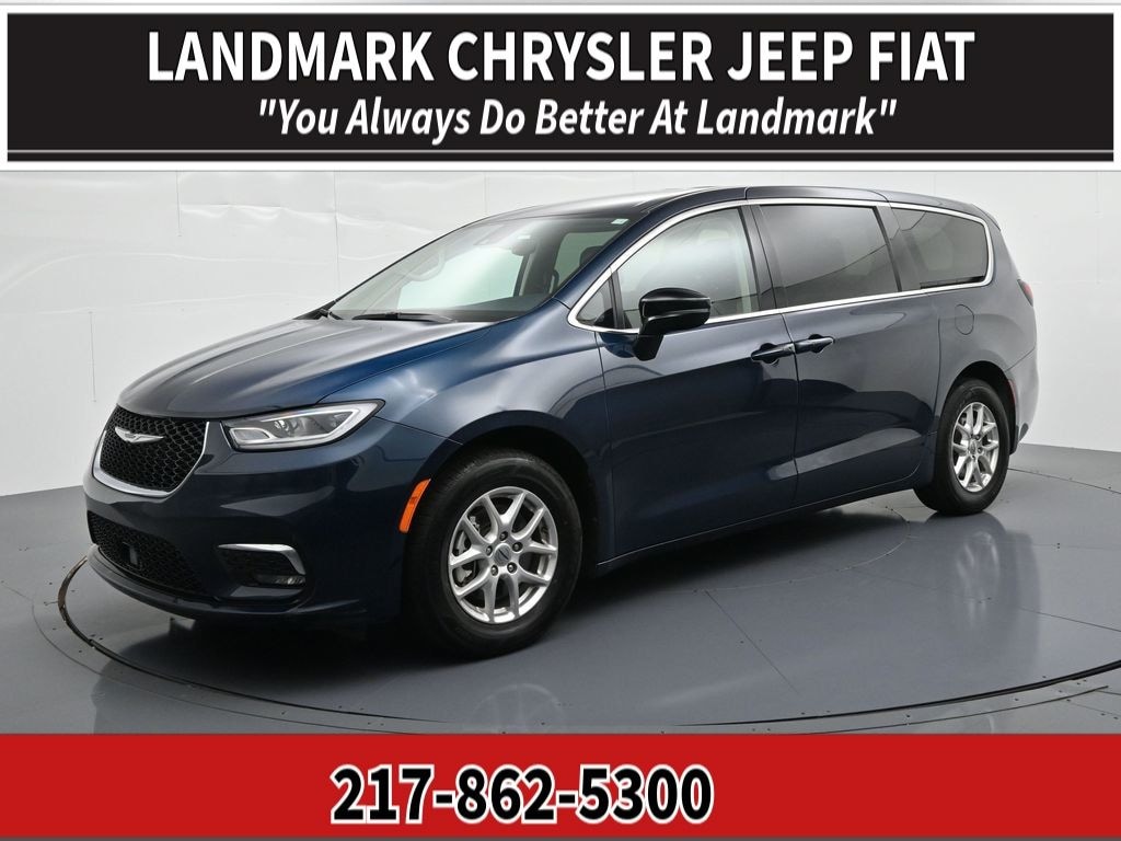 Used 2024 Chrysler Pacifica