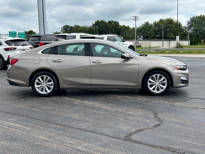 Used 2023 Chevrolet Malibu 1LT with VIN 1G1ZD5ST8PF176536 for sale in Springfield, IL