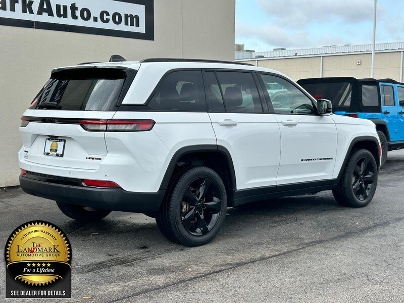 2023 Jeep Grand Cherokee Limited photo 3