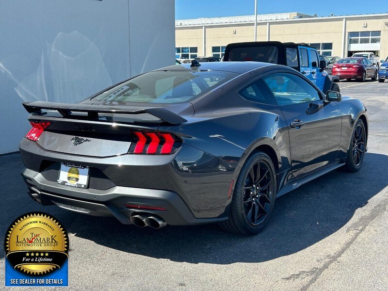 2024 Ford Mustang EcoBoost photo 3