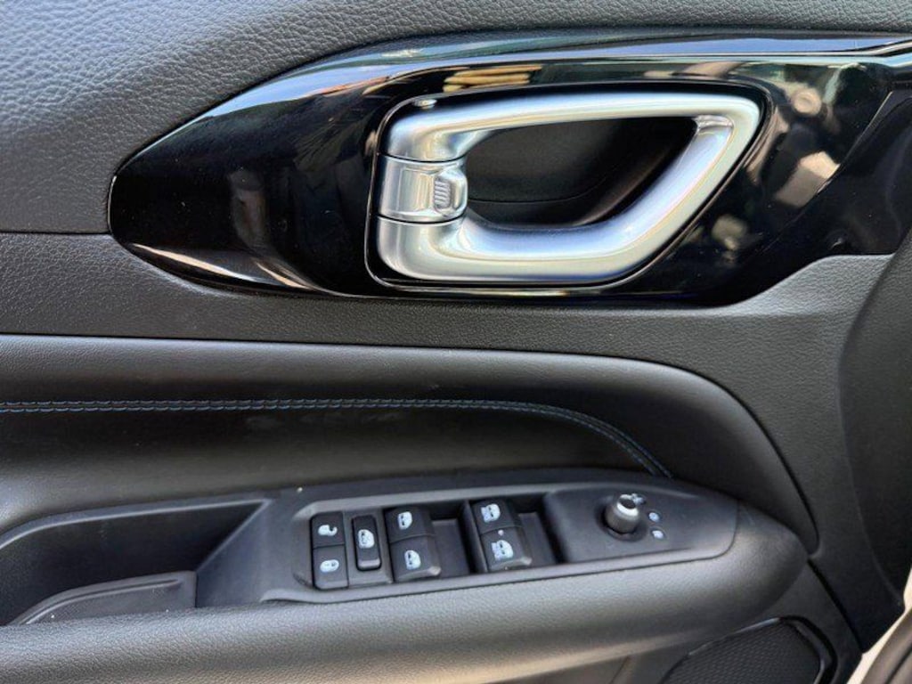 Used 2026 Jeep Compass Limited SUV