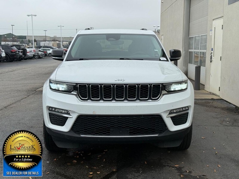 2023 Jeep Grand Cherokee Limited photo 3