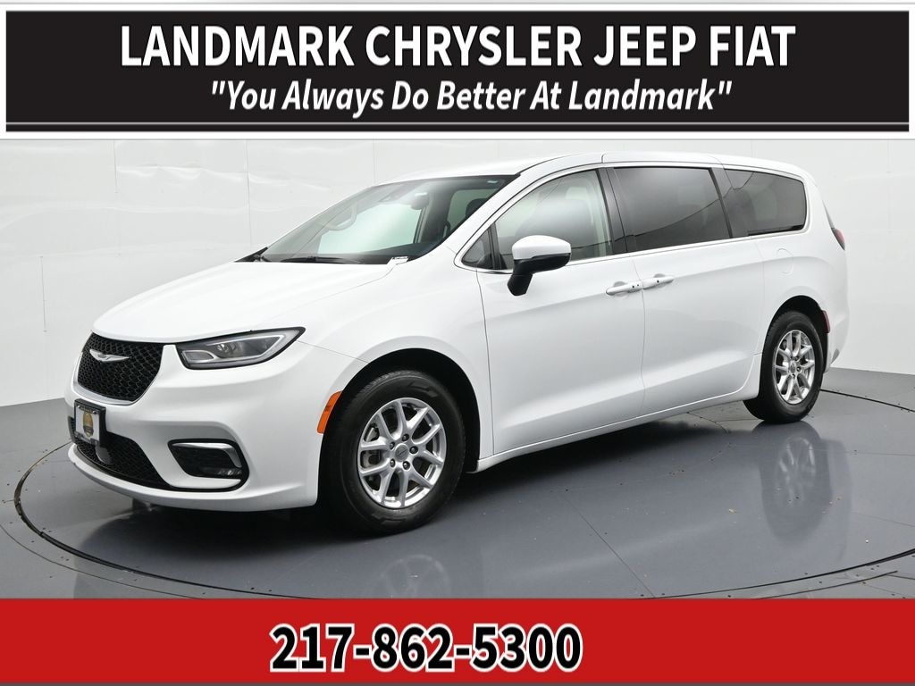 Used 2023 Chrysler Pacifica