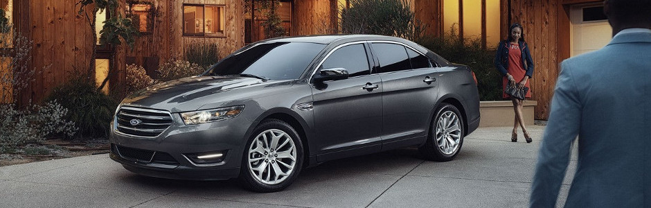 2017 Ford Taurus Available in Springfield, IL