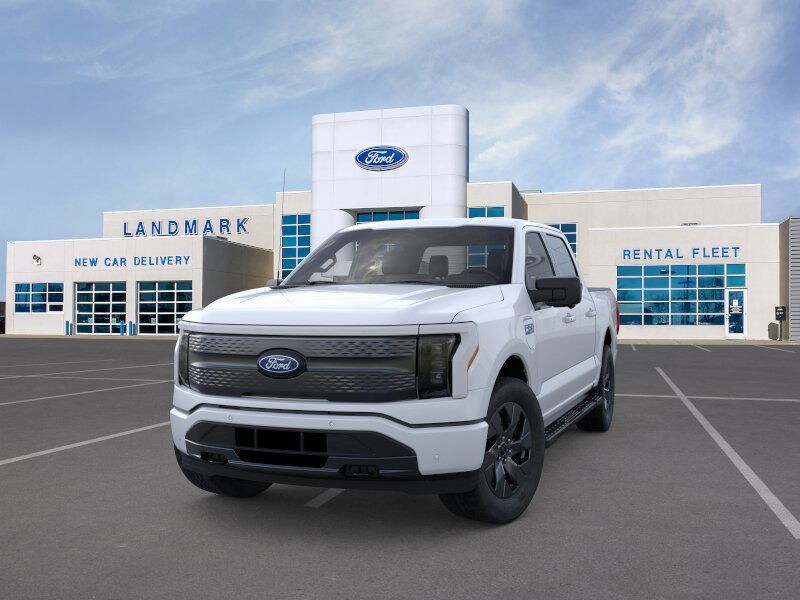 2025 Ford F-150 Lightning photo 2
