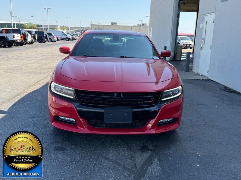 2015 Dodge Charger R/T photo 4