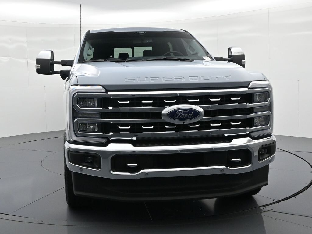 Used 2024 Ford F-250 Lariat Crew Cab Truck