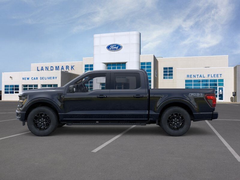 2025 Ford F-150 XLT photo 3