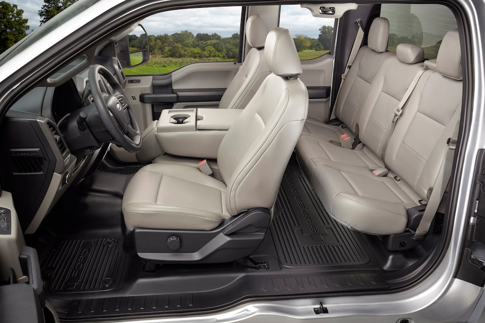 2018 Ford Super Duty Truck Interior in Springfield, MO