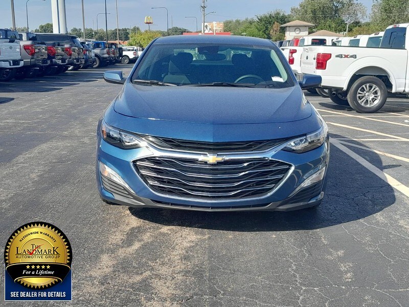 2024 Chevrolet Malibu 1LT photo 4