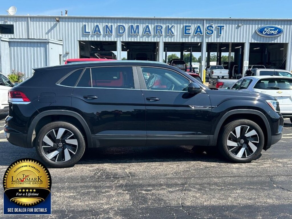 Used 2024 Volkswagen Atlas Cross Sport 2.0T SE w/ Technology SUV