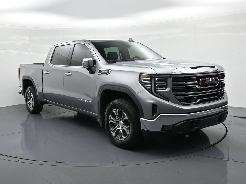 Used 2025 GMC Sierra 1500 SLT Crew Cab Short Bed Truck