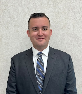 Staff member Damon Lee from ID_55ff25ae469b