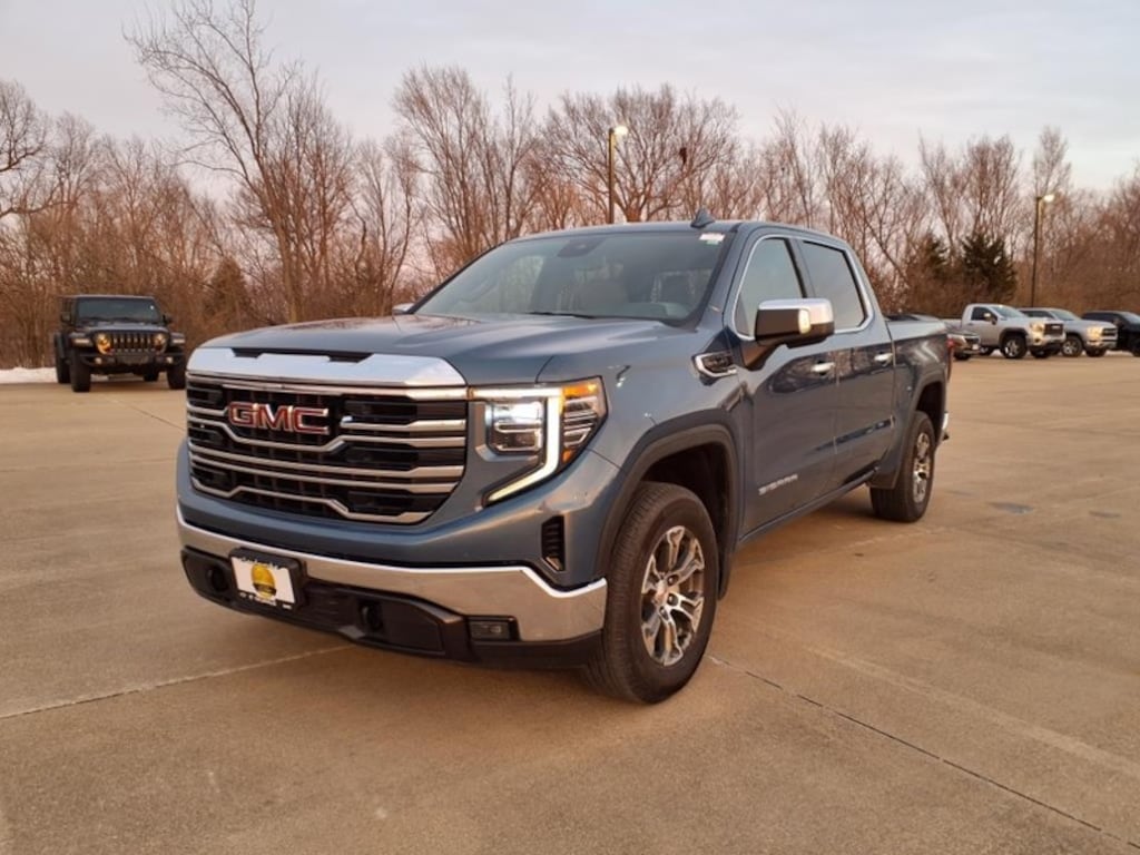 Used 2024 GMC Sierra 1500 SLT Crew Cab Truck
