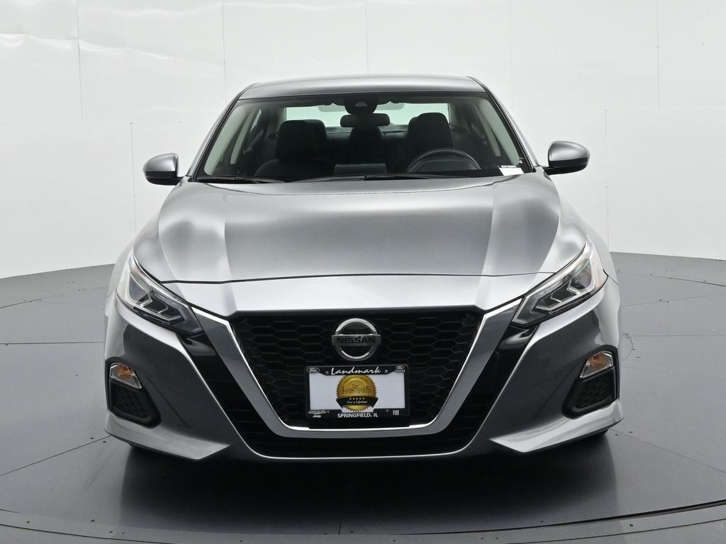 Used 2022 Nissan Altima 2.5 SV Sedan