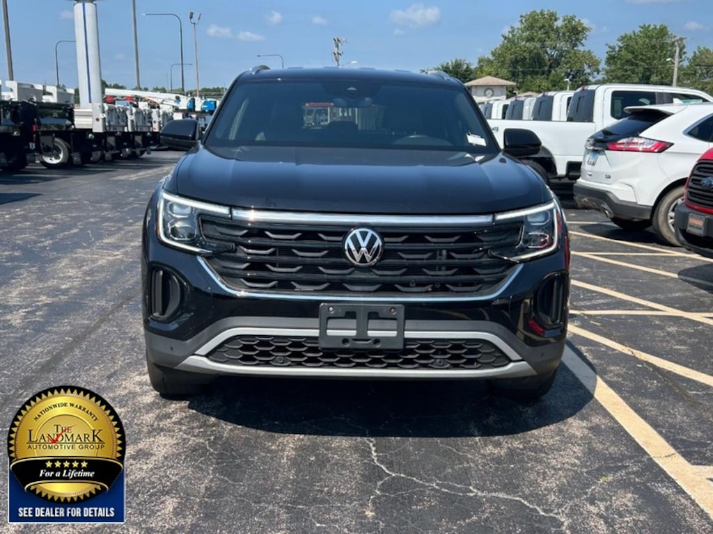 Used 2024 Volkswagen Atlas Cross Sport 2.0T SE w/ Technology SUV