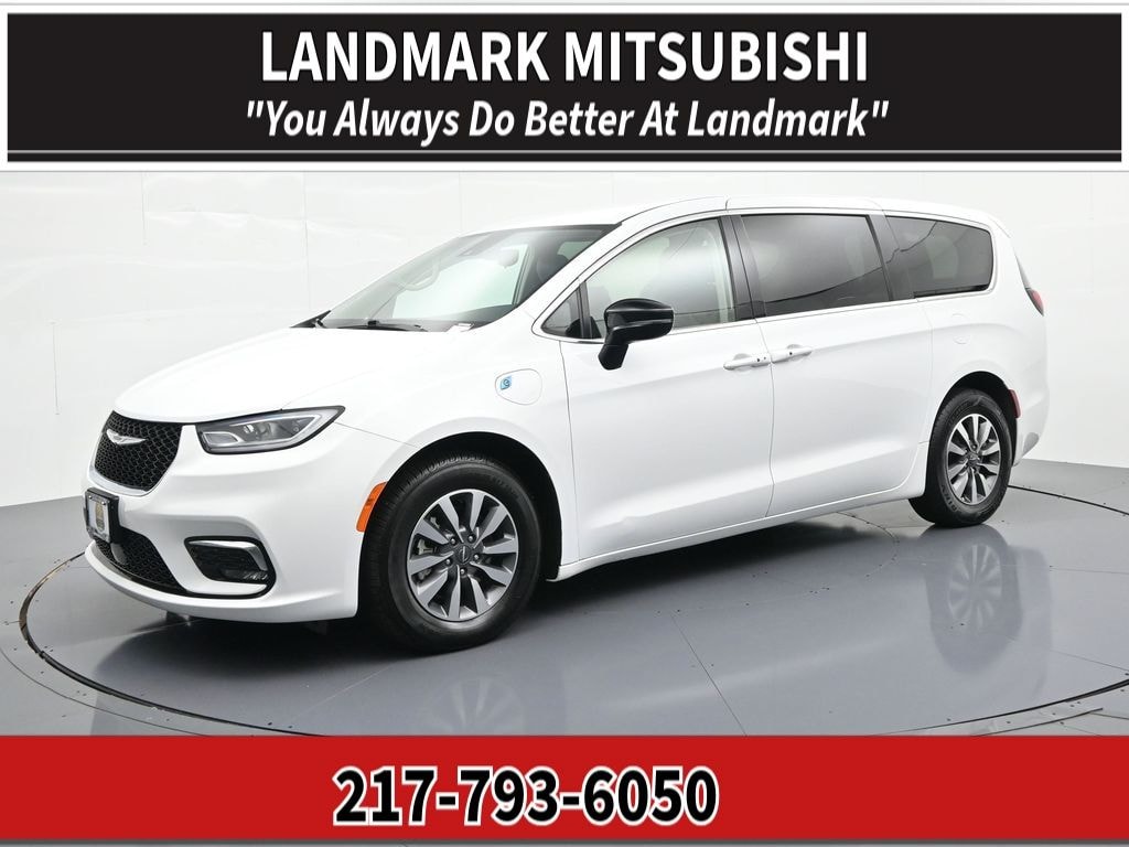 Used 2024 Chrysler Pacifica Hybrid