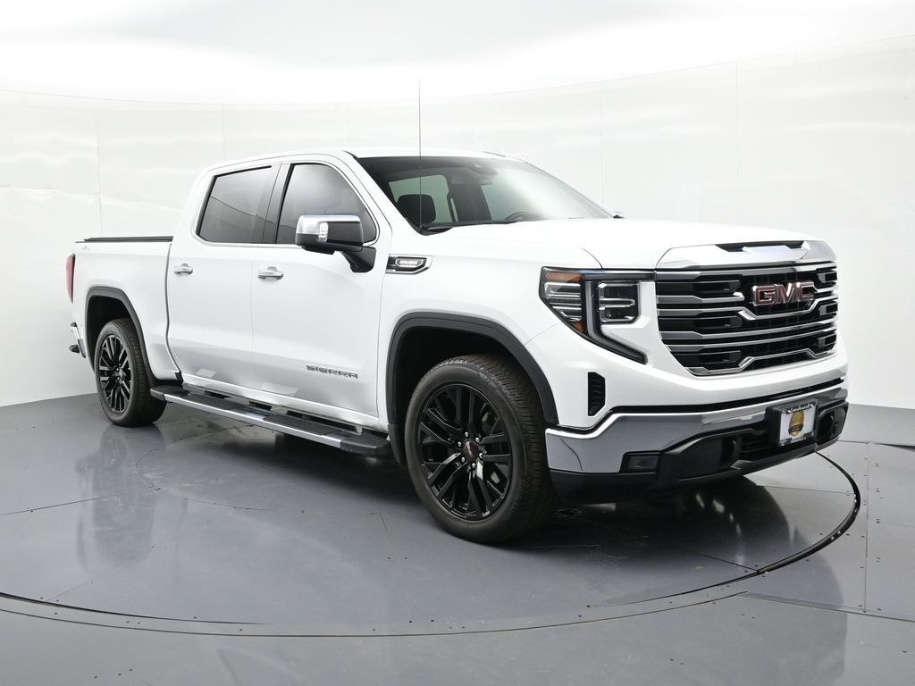 Used 2025 GMC Sierra 1500 SLT Crew Cab Short Bed Truck