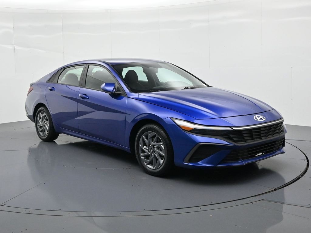 Used 2024 Hyundai Elantra