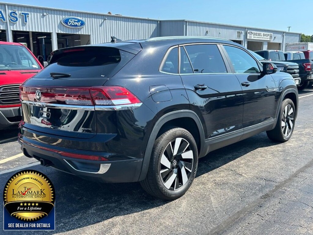 Used 2024 Volkswagen Atlas Cross Sport 2.0T SE w/ Technology SUV