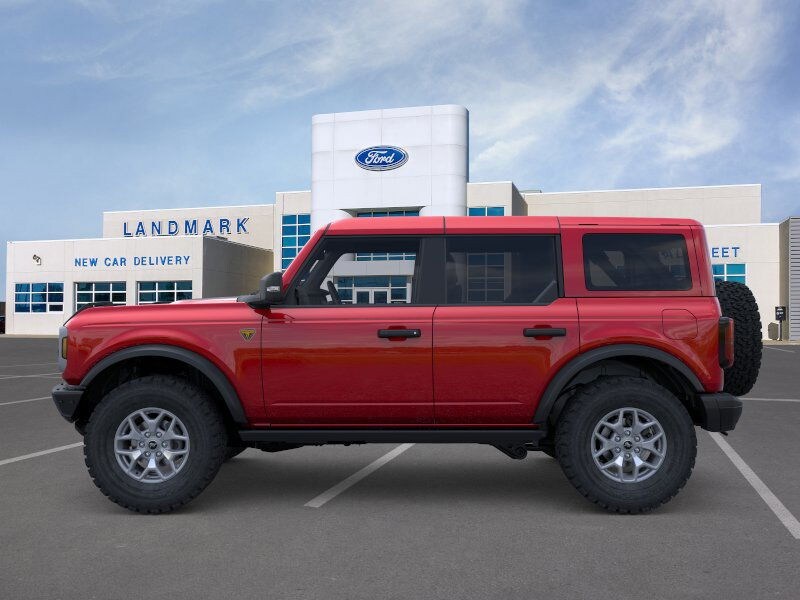 2025 Ford Bronco Badlands photo 3