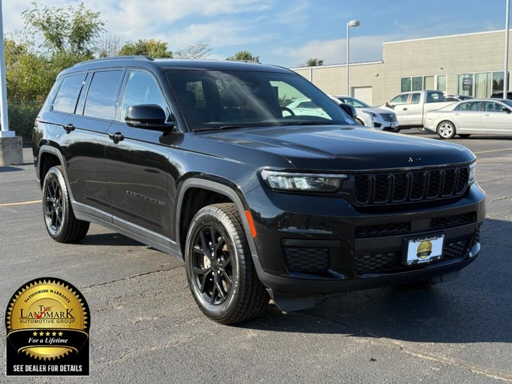 Used 2024 Jeep Grand Cherokee L Laredo SUV