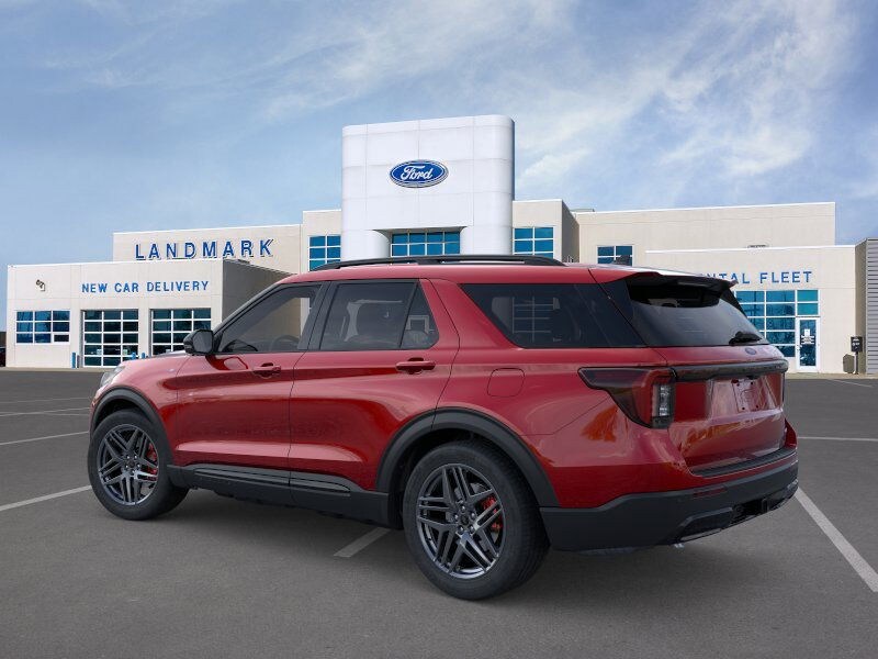 2026 Ford Explorer ST-Line photo 2