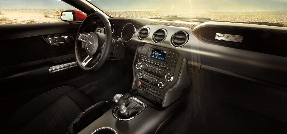 2017 Mustang interior image