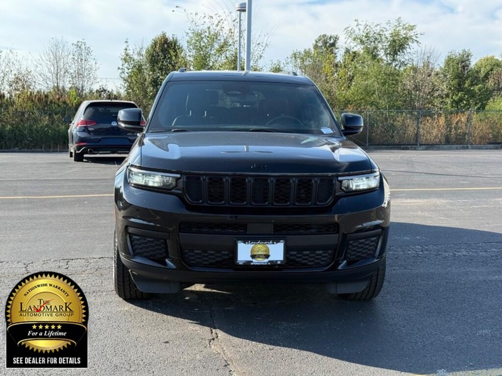 Used 2024 Jeep Grand Cherokee L Laredo SUV