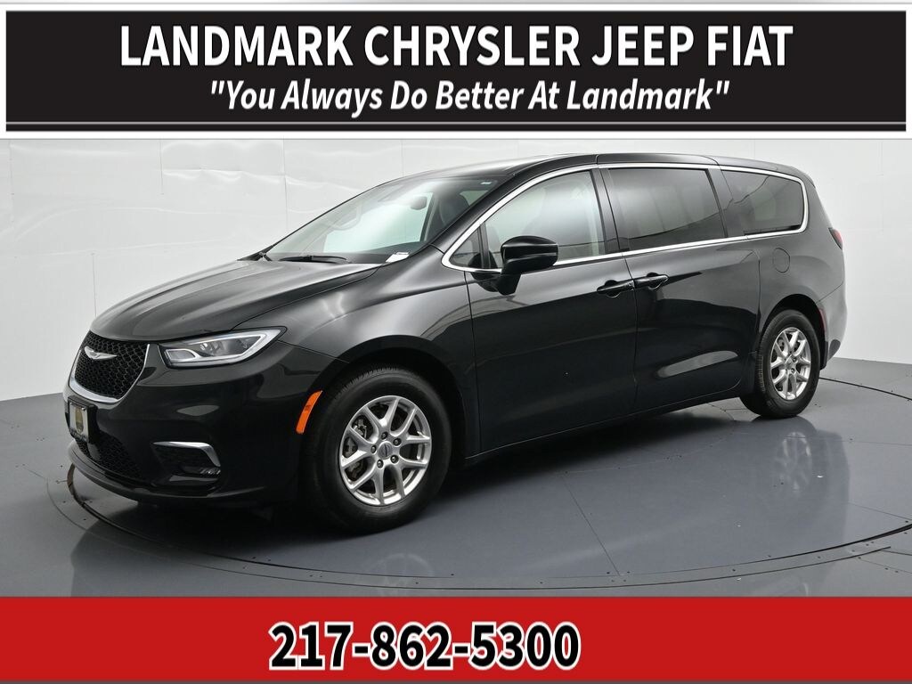 Used 2023 Chrysler Pacifica