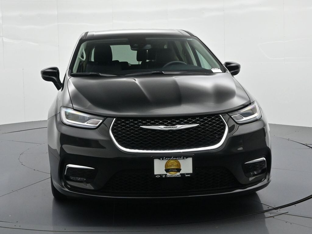 Used 2023 Chrysler Pacifica