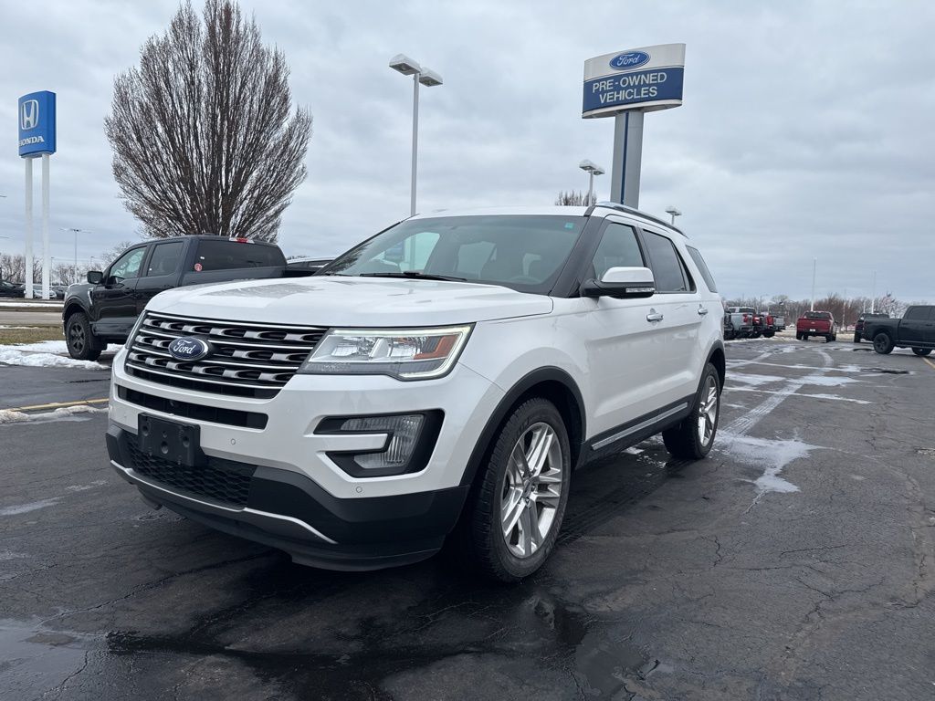 2017 Ford Explorer SUV 