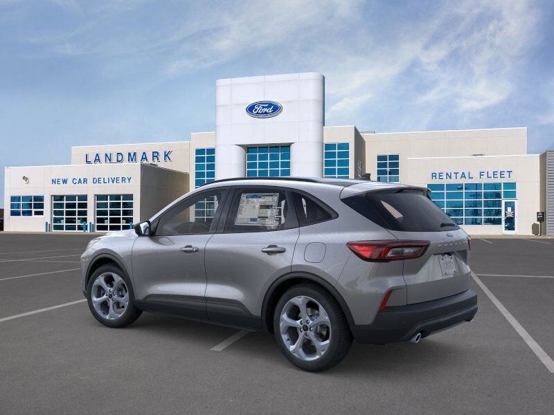 2025 Ford Escape ST-Line photo 4